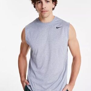 Nike Men's Sleeveless Fitness T-Shirt